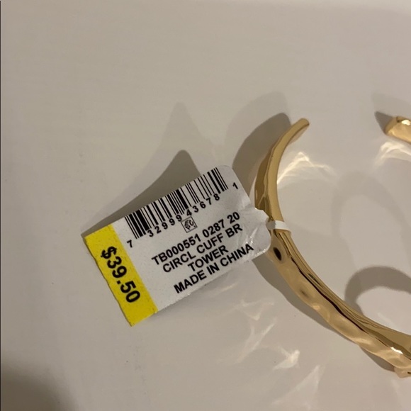 Cuff bracelet. - Picture 3 of 3